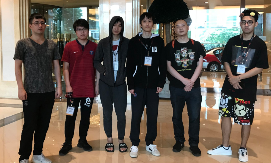 Team WE 和 Bilibili Gaming 在 LPL Split 2 2025 中击败对手